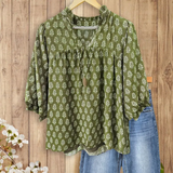 Charming Vintage Floral Printed V Neck Blouse Women's Cozy 3/4 Sleeve Top Brown Fabric Medium Cotton Viscose Fitted Shirts Boho Elegant Feminine Jeans Outfit